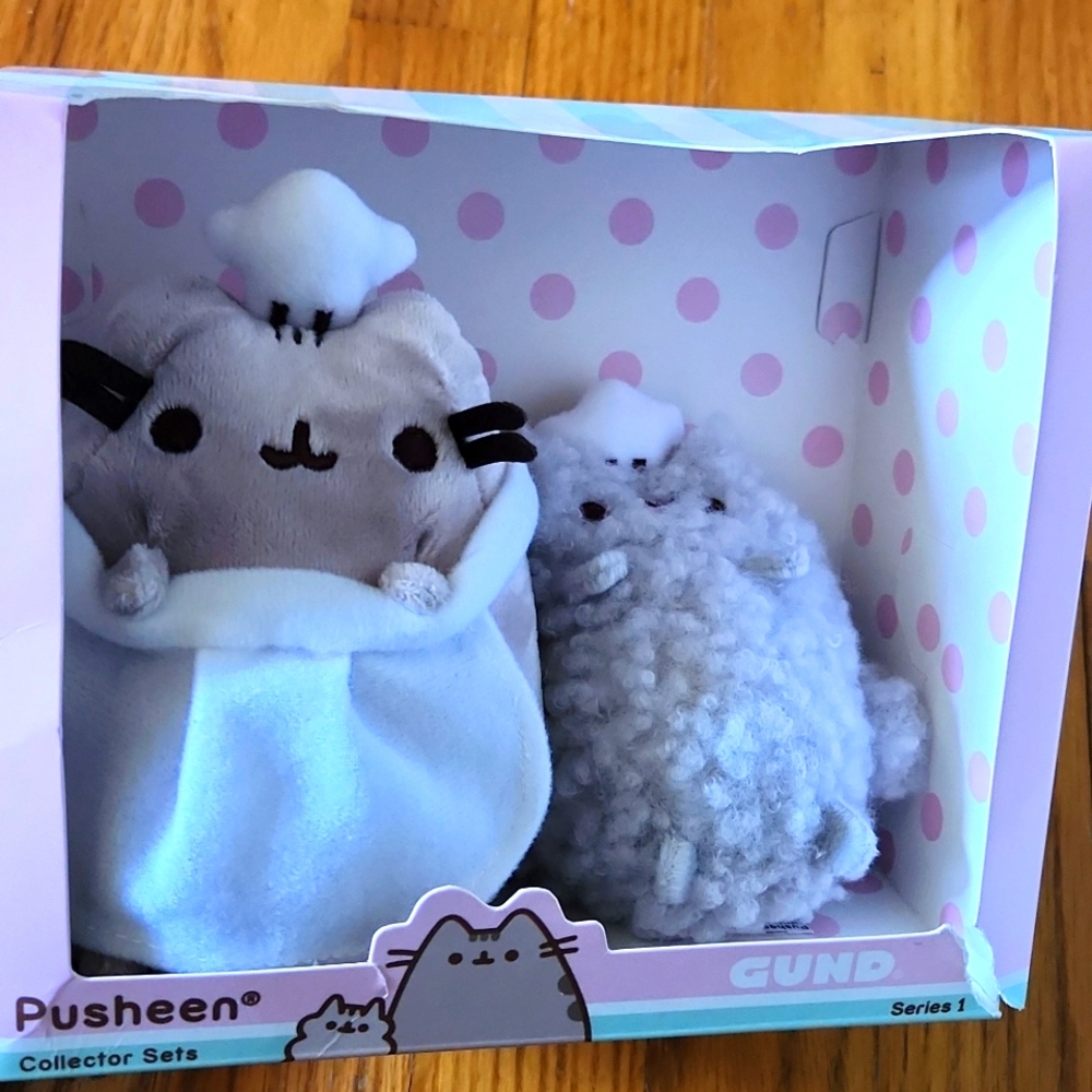 GUND Pusheen and Stormy Baking Plush Collector Set - Picture 3 of 5